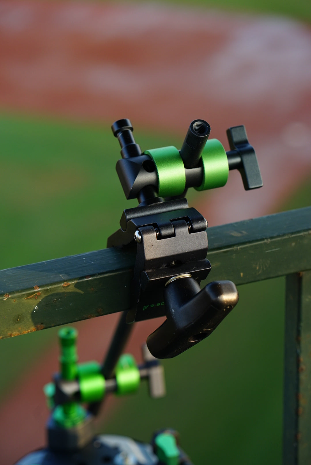 9.SOLUTIONS Python Clamp with 5/8" Baby Pin