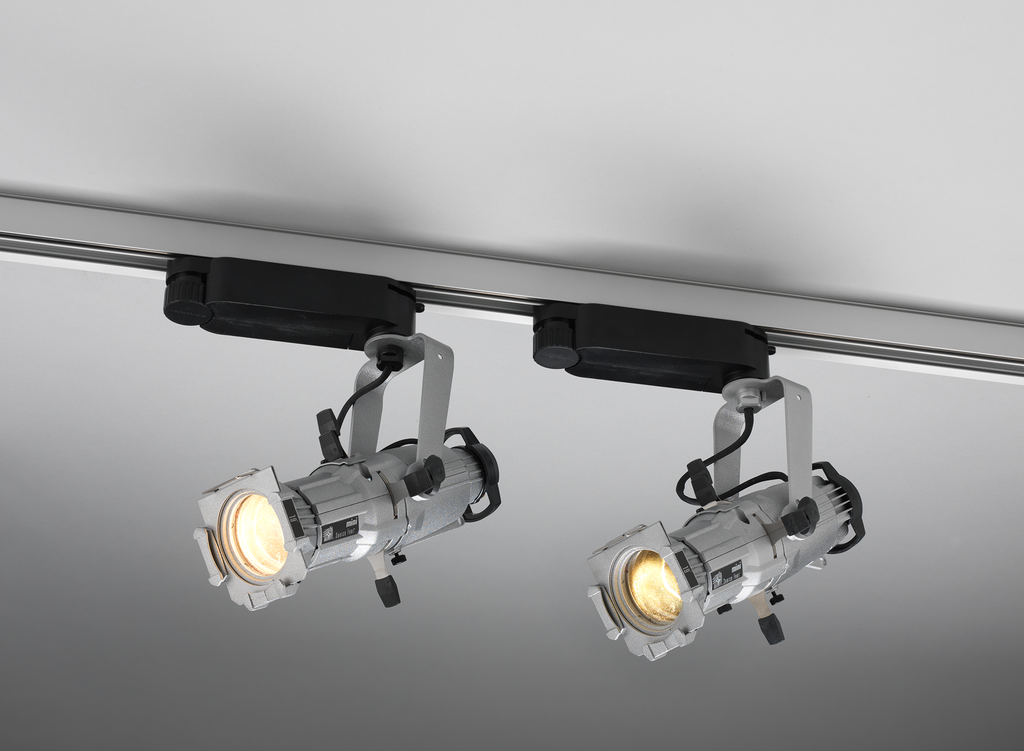 ETC	Source Four Mini LED Portable 4000K